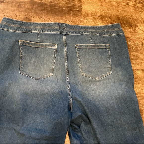 Torrid jeans 26 crop high rise wide leg Plus - Picture 2 of 7